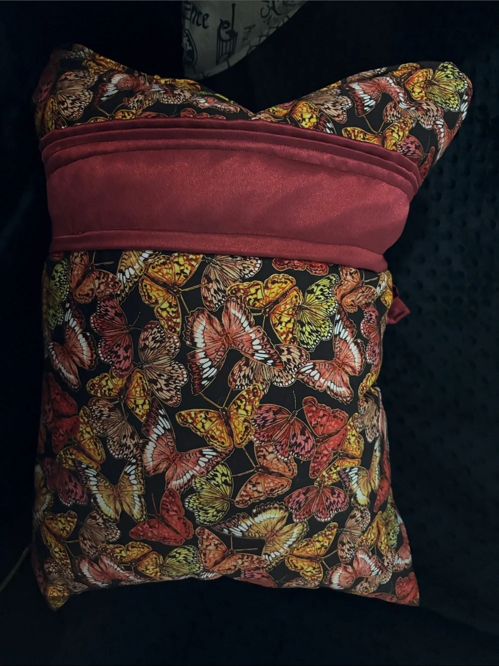 Butterfly Pillows (Art Deco)